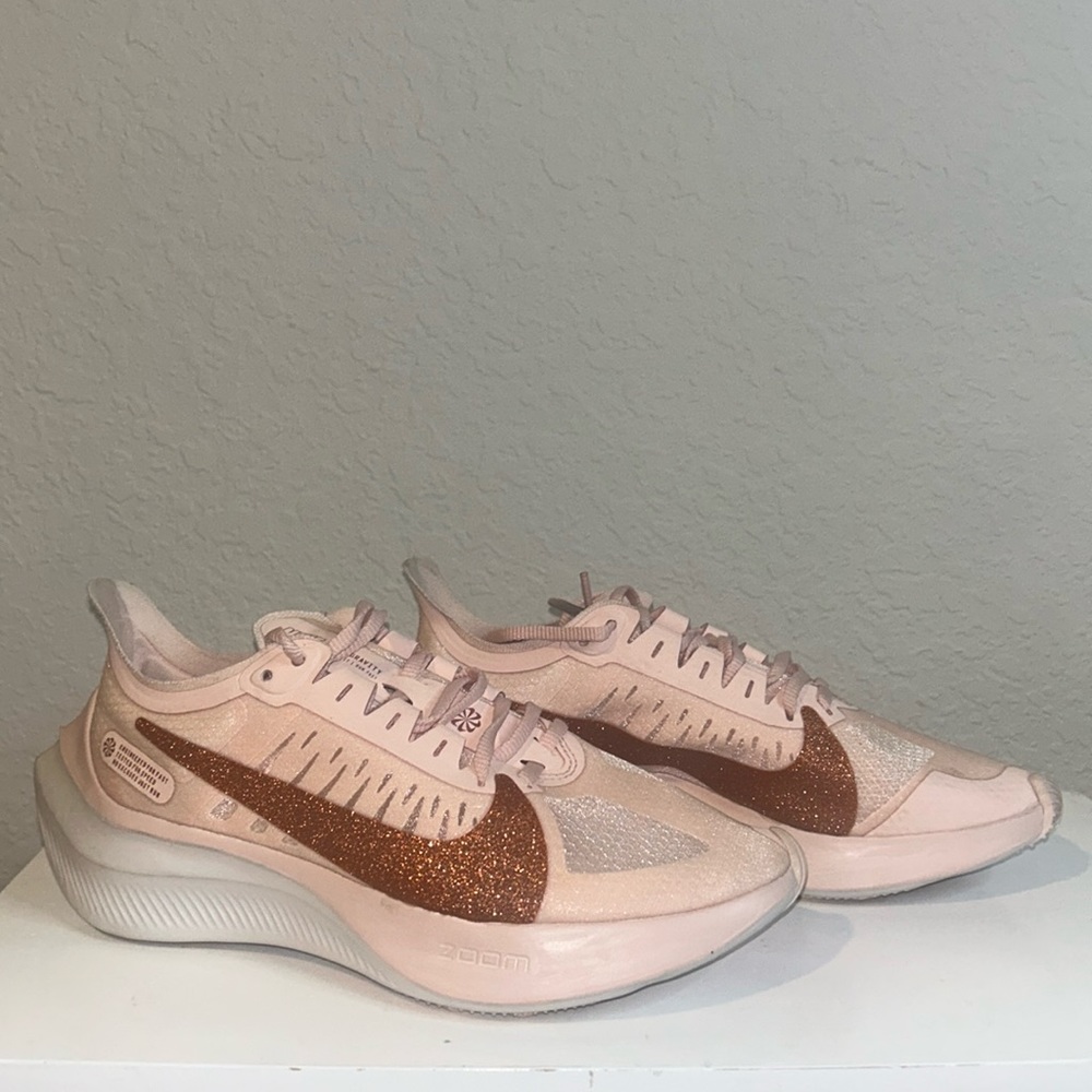 Nike Zoom Gravity running training sz 6.5 women’s